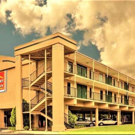 Super Inn Williamsburg Norge Exterior foto